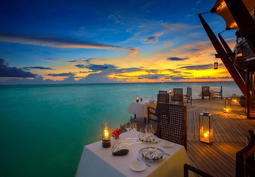 The Lighthouse Restaurant at Baros thumbnail 2